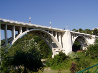 Верещагинский (Светланинский) мост - достопримечательность Сочи