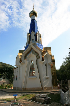 Троице-Георгиевский женский Епархиальный монастырь в поселке Галицыно - достопримечательность Сочи