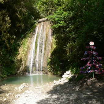 "Экскурсия на 33 водопада - Долина легенд" - Экскурсия в Сочи