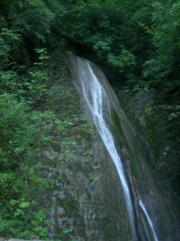 "Долина легенд - 33 водопада c посещением шоу" - Экскурсия в Сочи