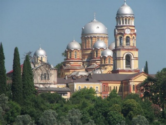 Новоафонский монастырь - достопримечательность Сочи